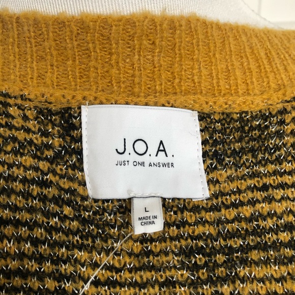 ❌SOLD❌J.O.A Animal Print Cardigan Sweater Button - Picture 7 of 8